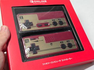Controller Famicom - Nintendo Switch Online