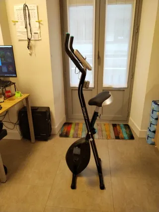 Bicicleta estática poco uso