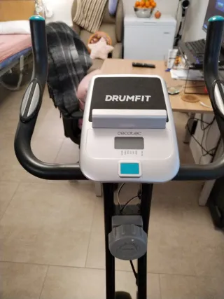 Bicicleta estática poco uso