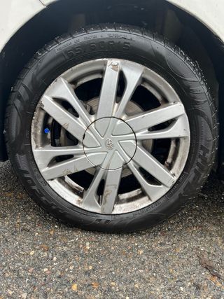 Juego de 4 Llantas 15 pulgadas originales Toyota