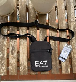 Bandolera Emporio Armani Negra