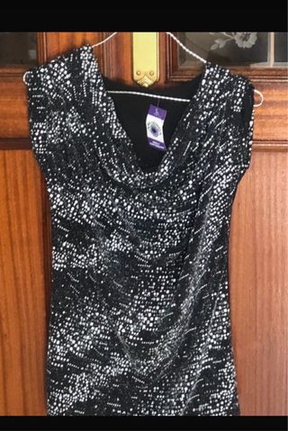 Blusa fiesta pedrería nueva