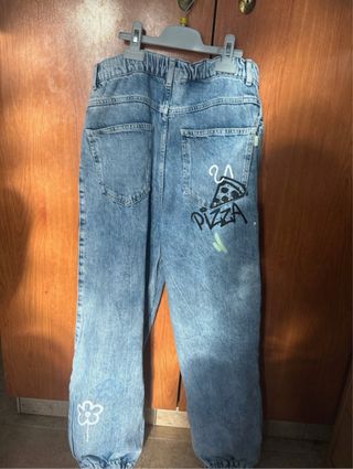 Vaqueros Baggy Estampado Graffiti