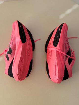 Zapatillas New Balance FuelCell Rebel v4