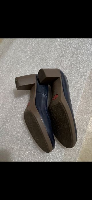Zapatos de tacón azul