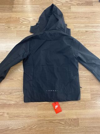 Chaqueta Impermeable Nike