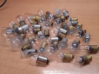 Bombillas antiguas coche/linternas