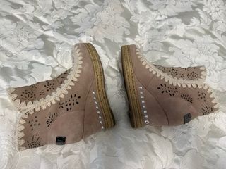 Botas MOU Piel Beige Talla 7cm