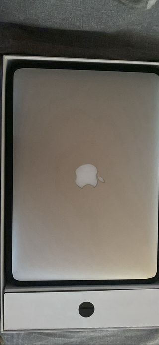 MacBook Air 2011 i7 4GB RAM 256GB SSD
