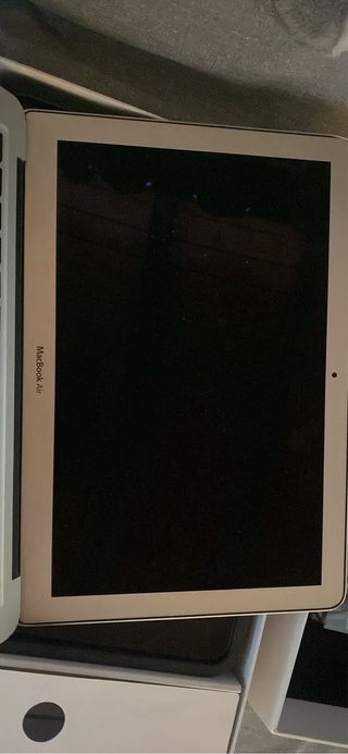 MacBook Air 2011 i7 4GB RAM 256GB SSD