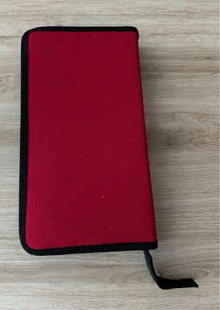 Estuche para 64 CDs