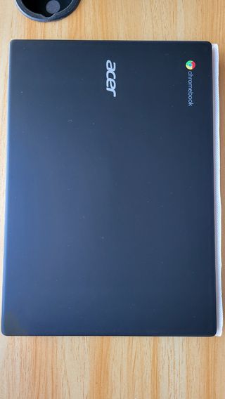 Portatil 14" Acer Intel,4 gb y 128 gb, nuevo