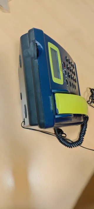 Teléfono fijo Telefónica azul y amarillo