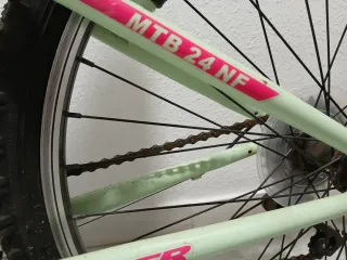 Bicicleta Wader 24 Mint montaña y ciudad