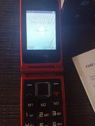 Teléfono Móvil Tapa para personas mayores con SOS