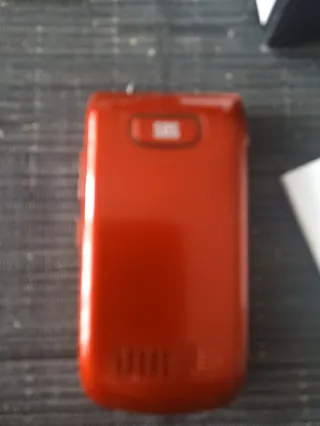 Teléfono Móvil Tapa para personas mayores con SOS