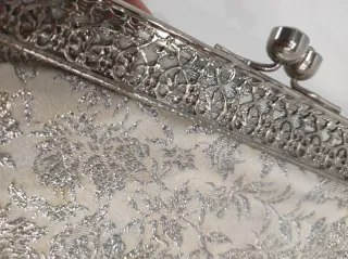 Bolso fiesta vintage plateado, años 60-70.