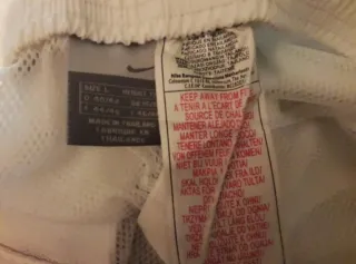 Piratas Nike blancos