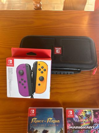 Nintendo Switch + Giochi e Accessori Anno 2024