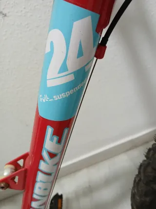 Bicicleta Montaña y Ciudad DENBIKE Roja