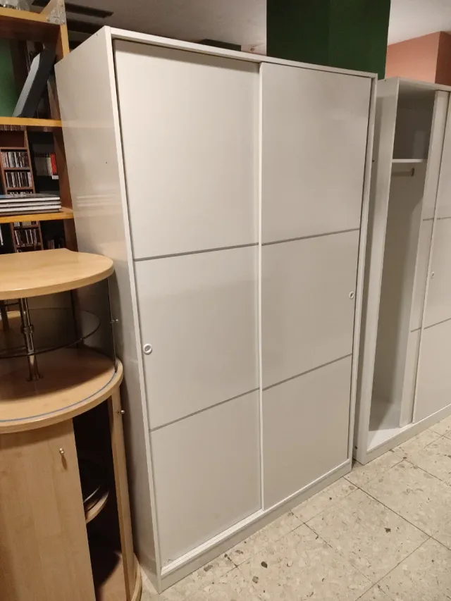 Armario 2 puertas correderas