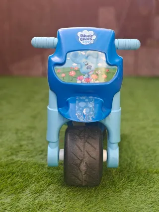 Moto correpasillos Bluey