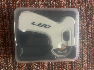 Máquina para anudar anzuelos LED