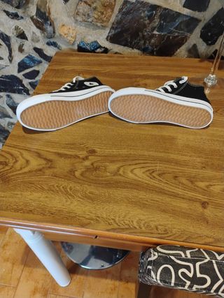 Zapatillas Converse Altas Negras y Blancas