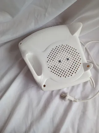 Calentador eléctrico blanco