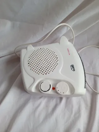 Calentador eléctrico blanco