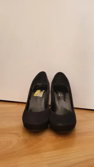 Zapatos de tacón negros