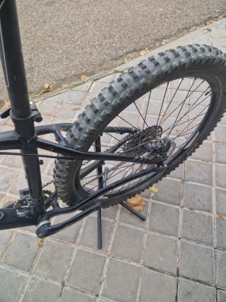 Bicicleta Montagna Giant Talon