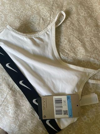 Top deporte nike niña M