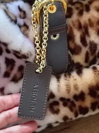 Borsa Airoldi maculata