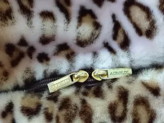 Borsa Airoldi maculata