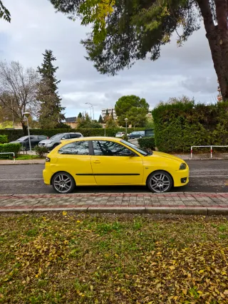SEAT Ibiza 2004