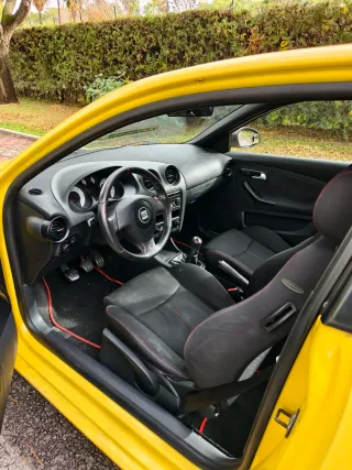 SEAT Ibiza 2004