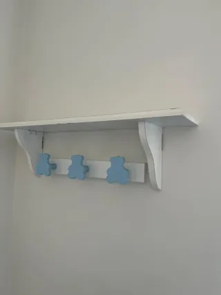 Cómoda con bañera para bebes.MARCA TRAMA.