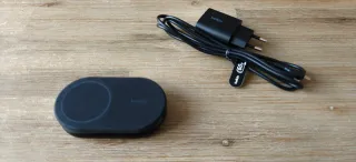 Cargador 2 en 1 Belkin magnético y plegable