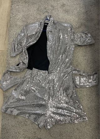 Mono Zara plateado brillante