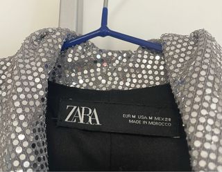 Mono Zara plateado brillante