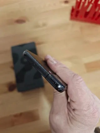 Samsung Galaxy S22 Caja Negra