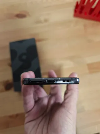 Samsung Galaxy S22 Caja Negra