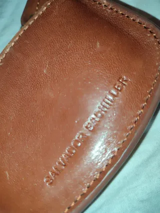 Monedero cuero Salvador Bachiller marrón