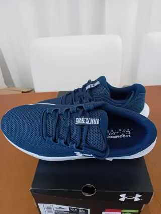 Zapatillas Under Armour Azul y Blanco