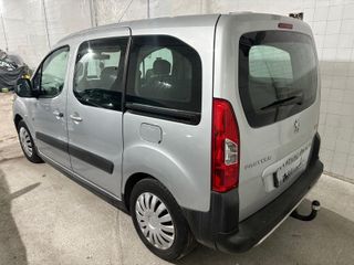 Peugeot Partner 2009 SOLO LLAMADAS 646-531-455