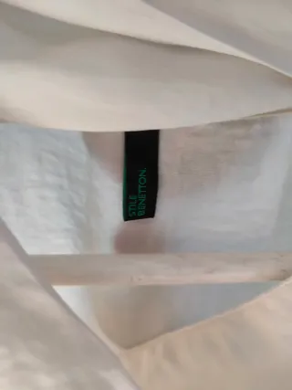 Blusa Benetton blanca