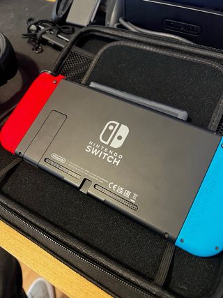 Nintendo Switch + Giochi e Accessori