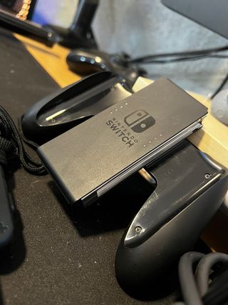 Nintendo Switch + Giochi e Accessori