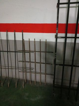 Rejas metálicas varios tamaños